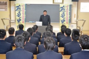 大中学年主任からも、温かく「頑張れ！」の言葉